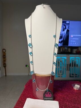 paparazzi Aqua Faceted Bead Station Necklace